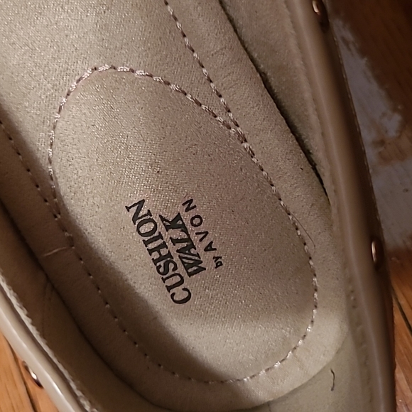 Avon Floral flats - Picture 4 of 5